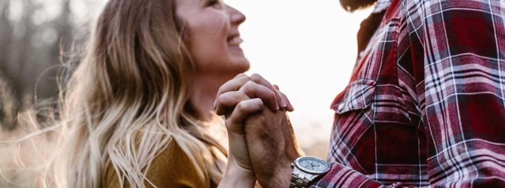 10 Secrets to a Happy Relationship, According to a Licensed Clinical Psychologist